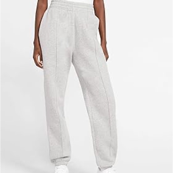 Nike Sportswear essentials sweatpants - Picture 1 of 3